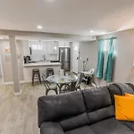 Vibrant & Cozy Two Bedroom Lower Unit King Beds